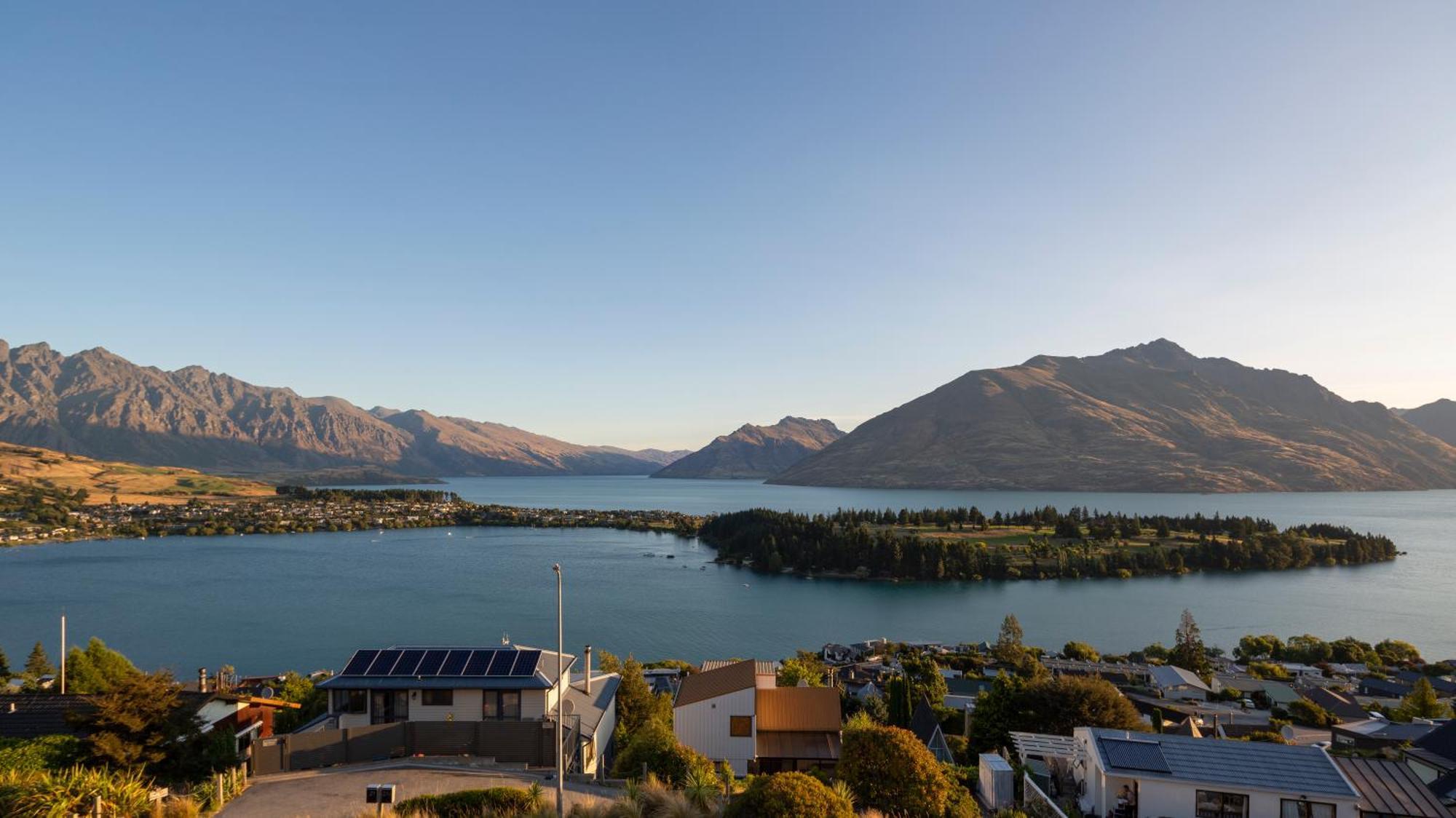 Matterhorn Lodge By Sotheby'S Luxury Rental Homes Queenstown Kültér fotó